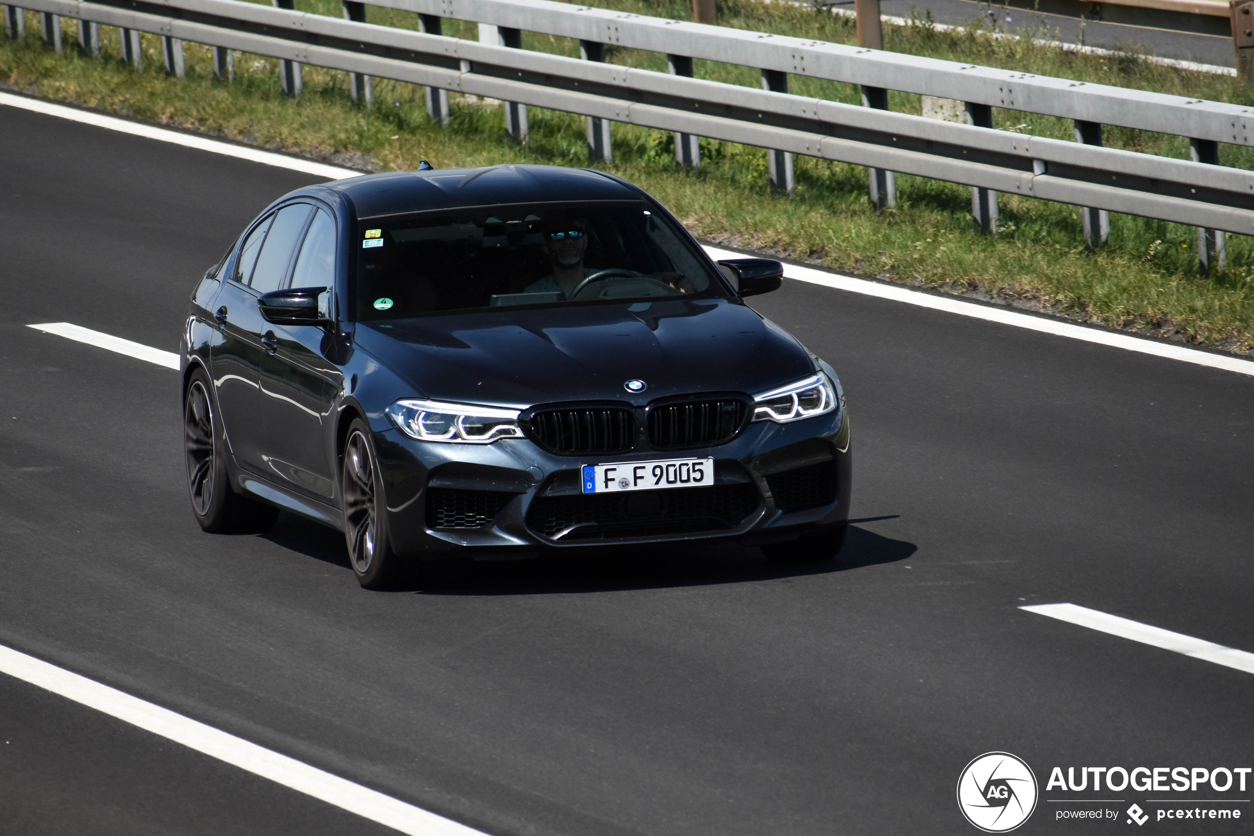 BMW M5 F90