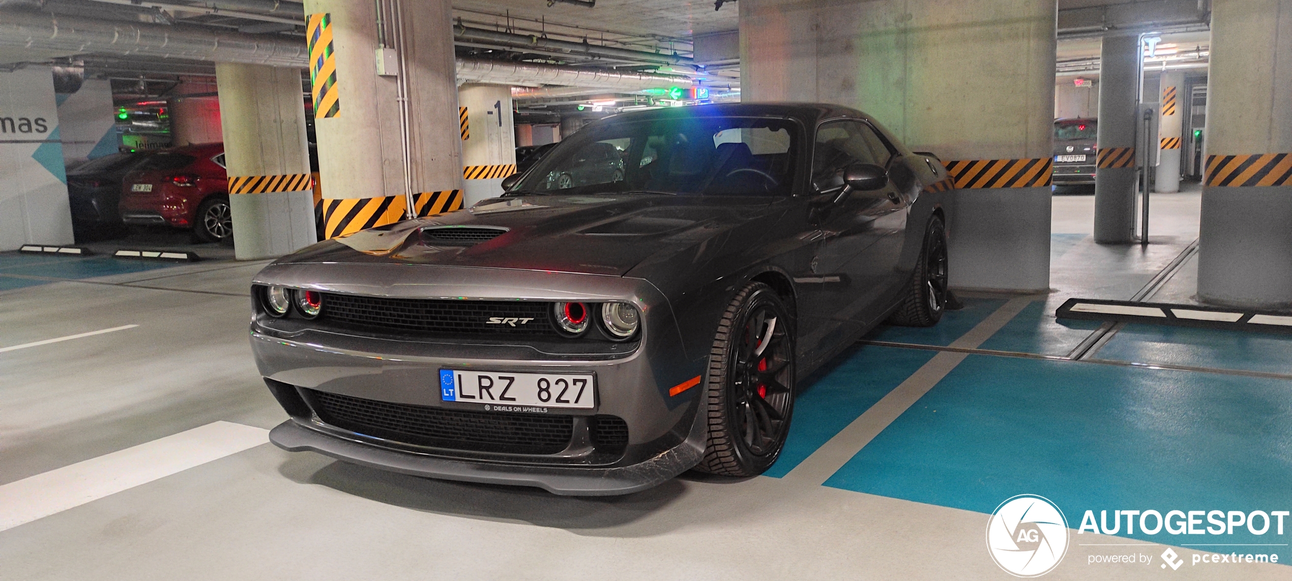 Dodge Challenger SRT Hellcat