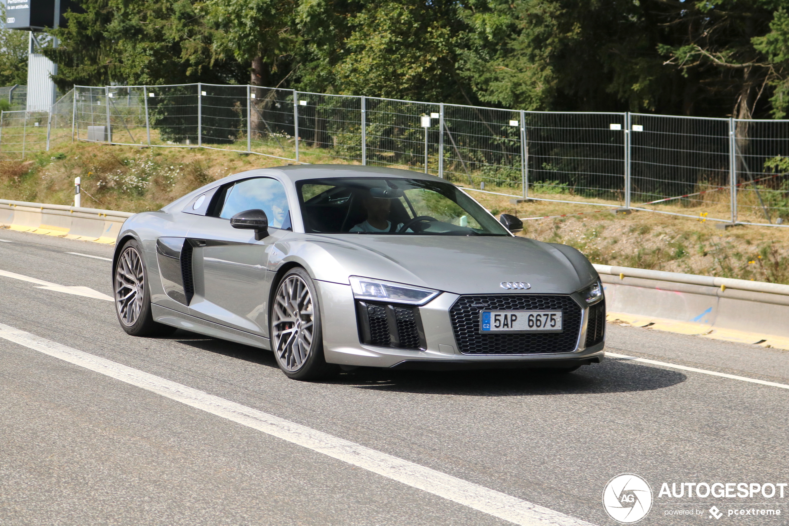 Audi R8 V10 2015