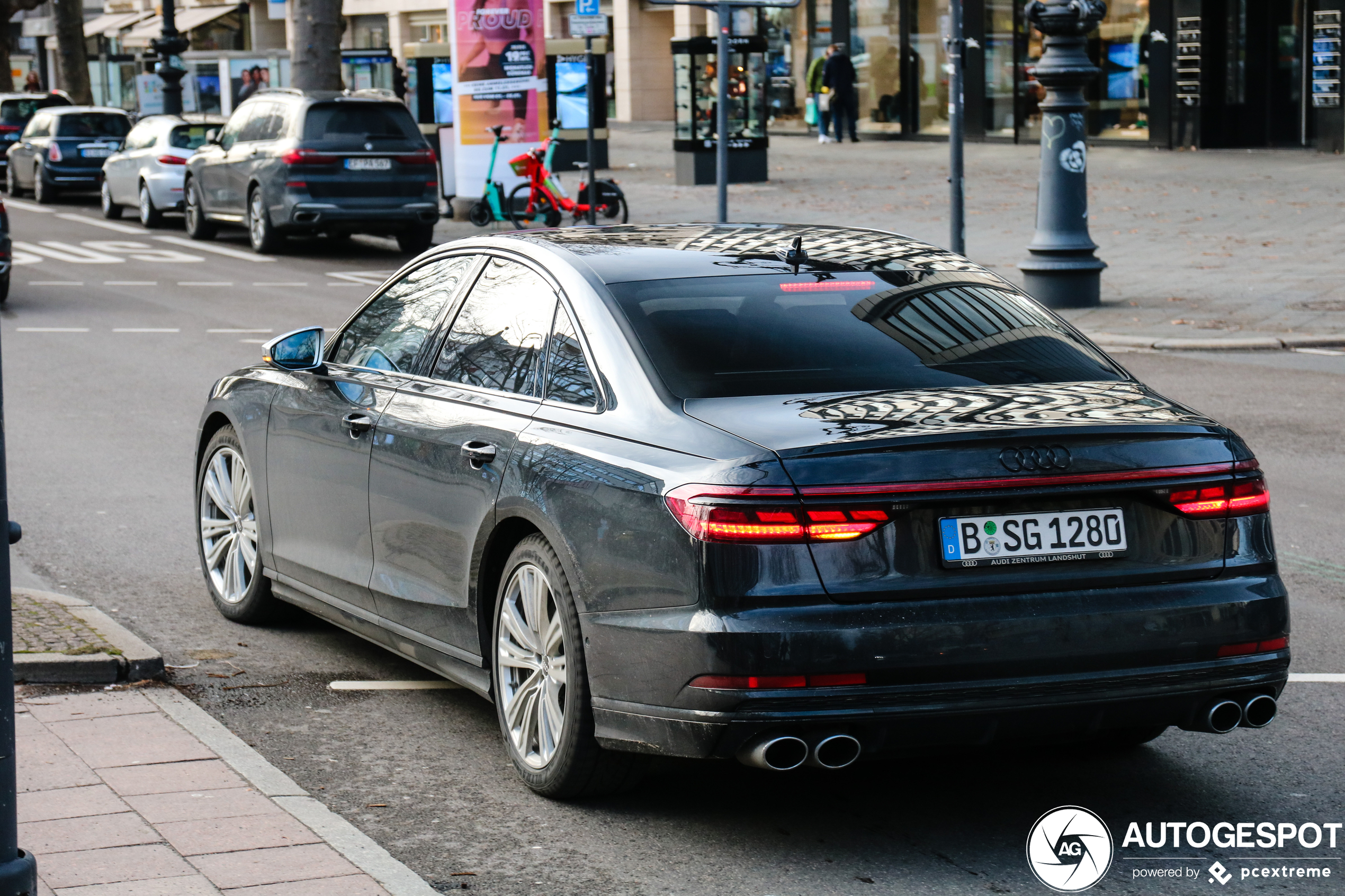 Audi S8 D5