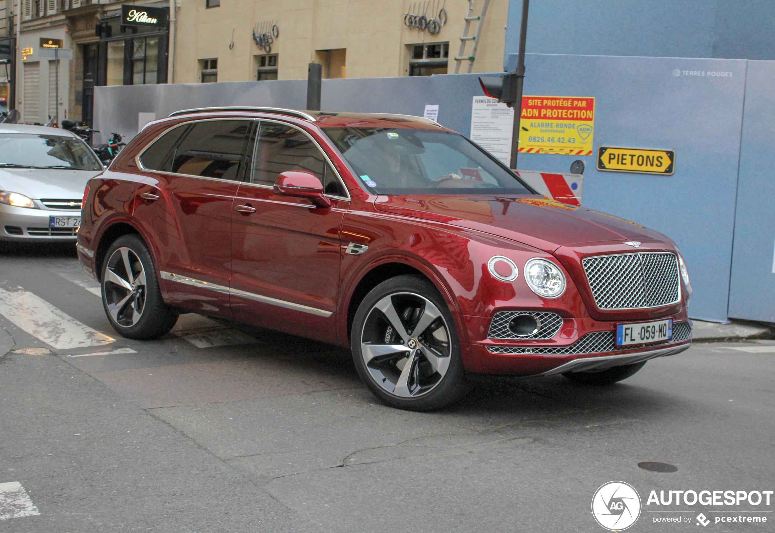 Bentley Bentayga V8