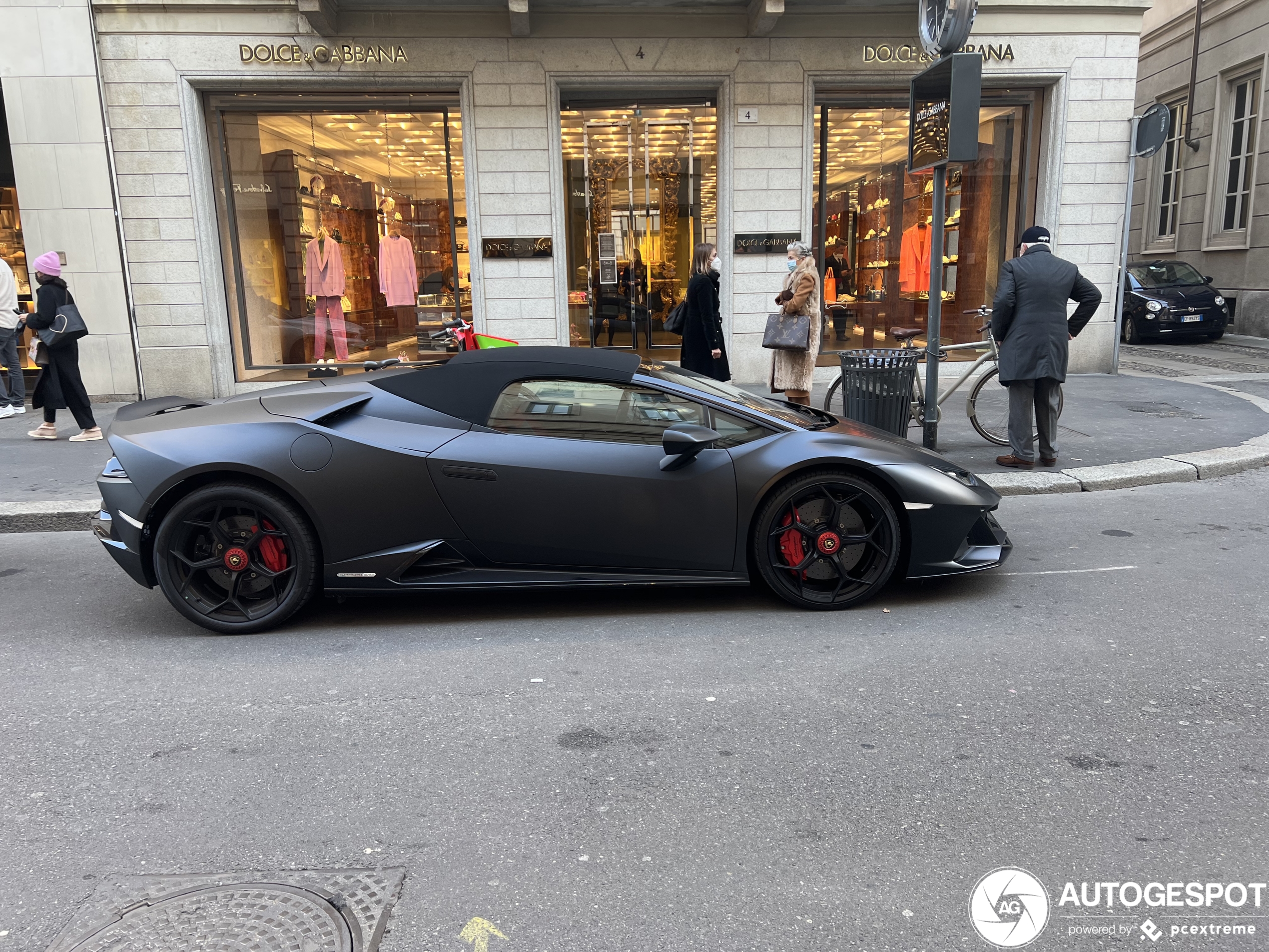 Lamborghini Huracán LP640-4 EVO Spyder