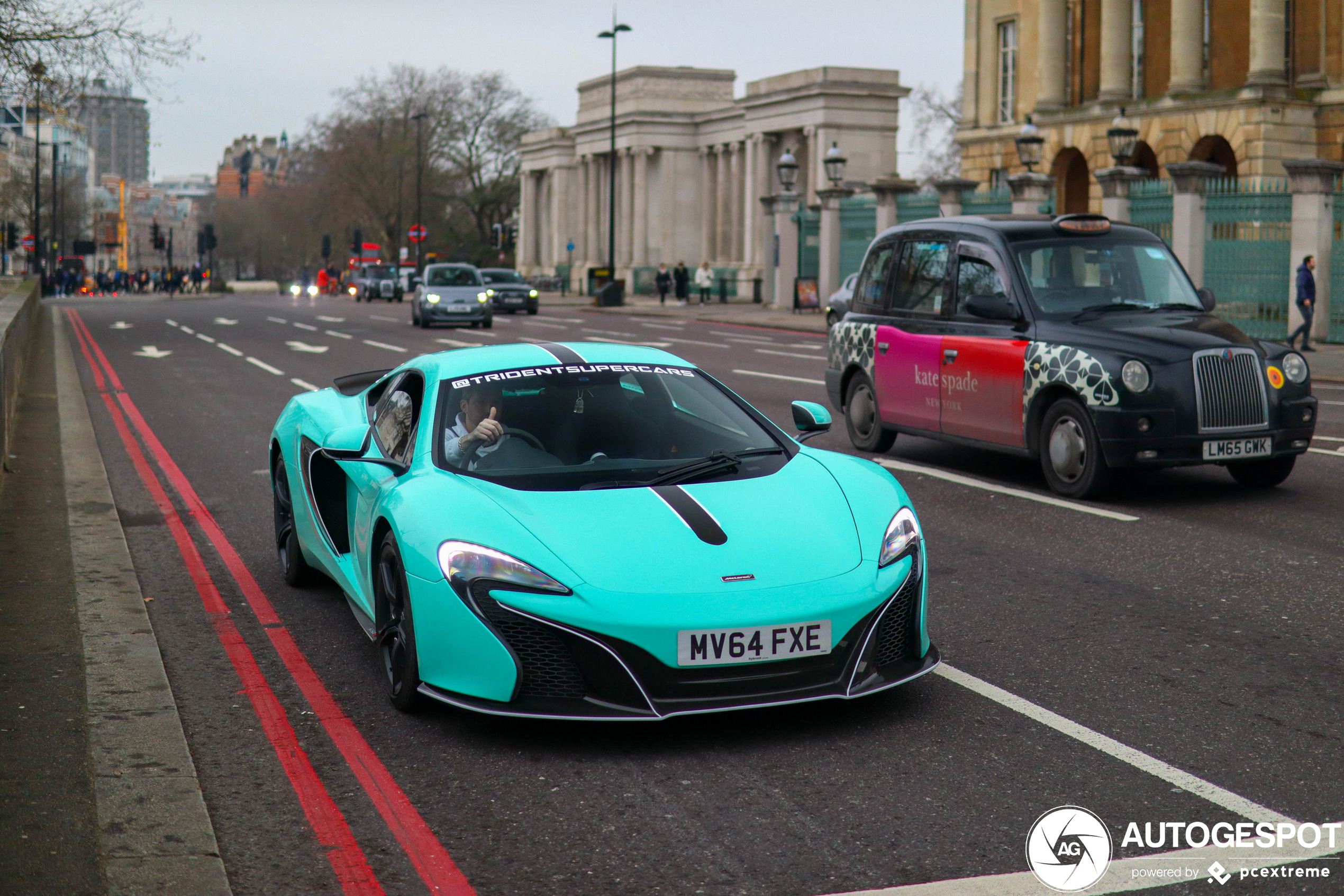 McLaren 650S