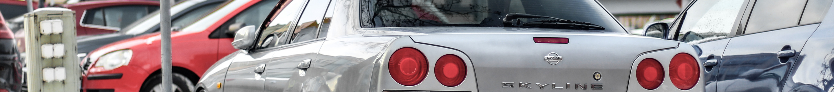 Nissan Skyline R34 Sedan