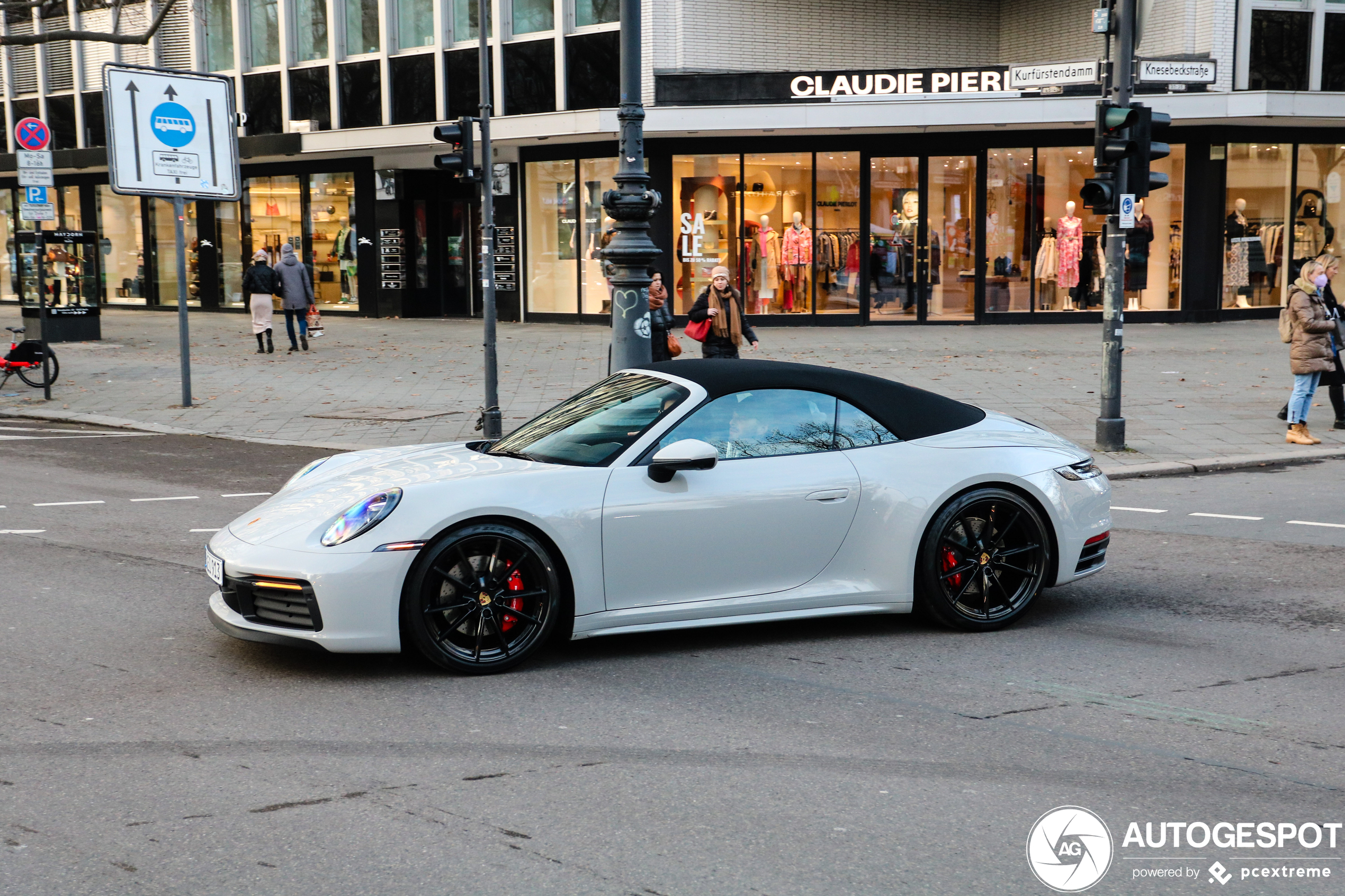 Porsche 992 Carrera S Cabriolet