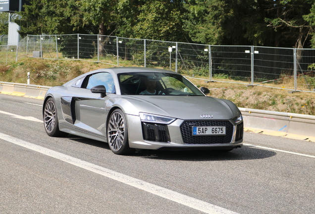 Audi R8 V10 2015