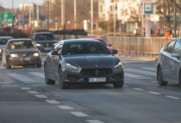 Maserati Quattroporte Trofeo