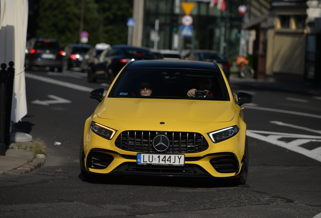 Mercedes-AMG A 45 S W177