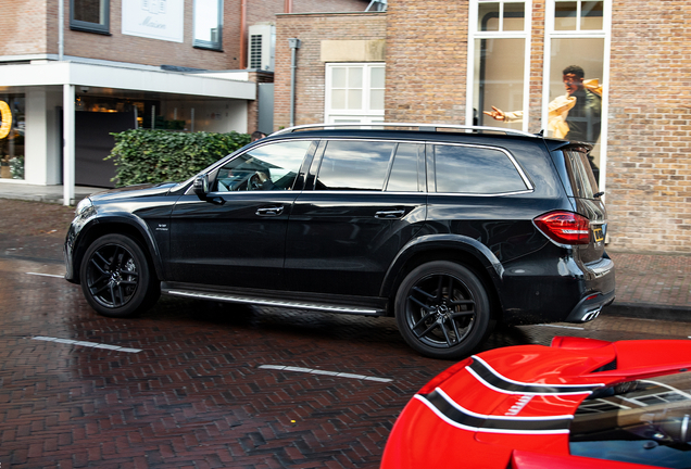 Mercedes-AMG GLS 63 X166