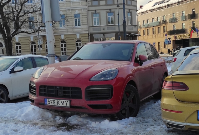 Porsche 9YA Cayenne GTS