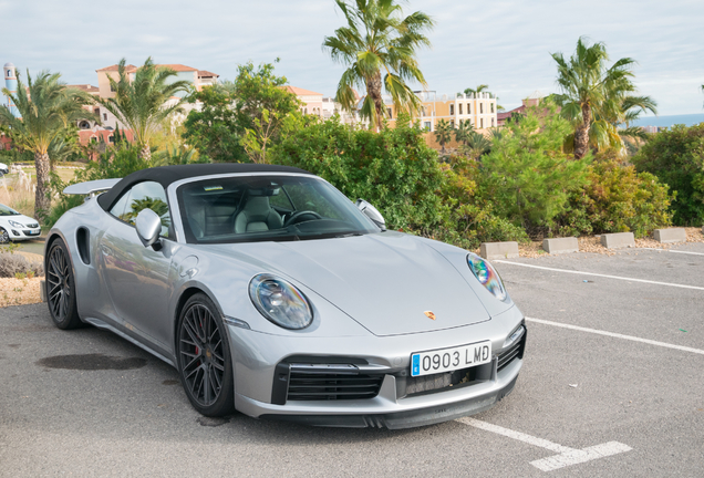 Porsche 992 Turbo Cabriolet