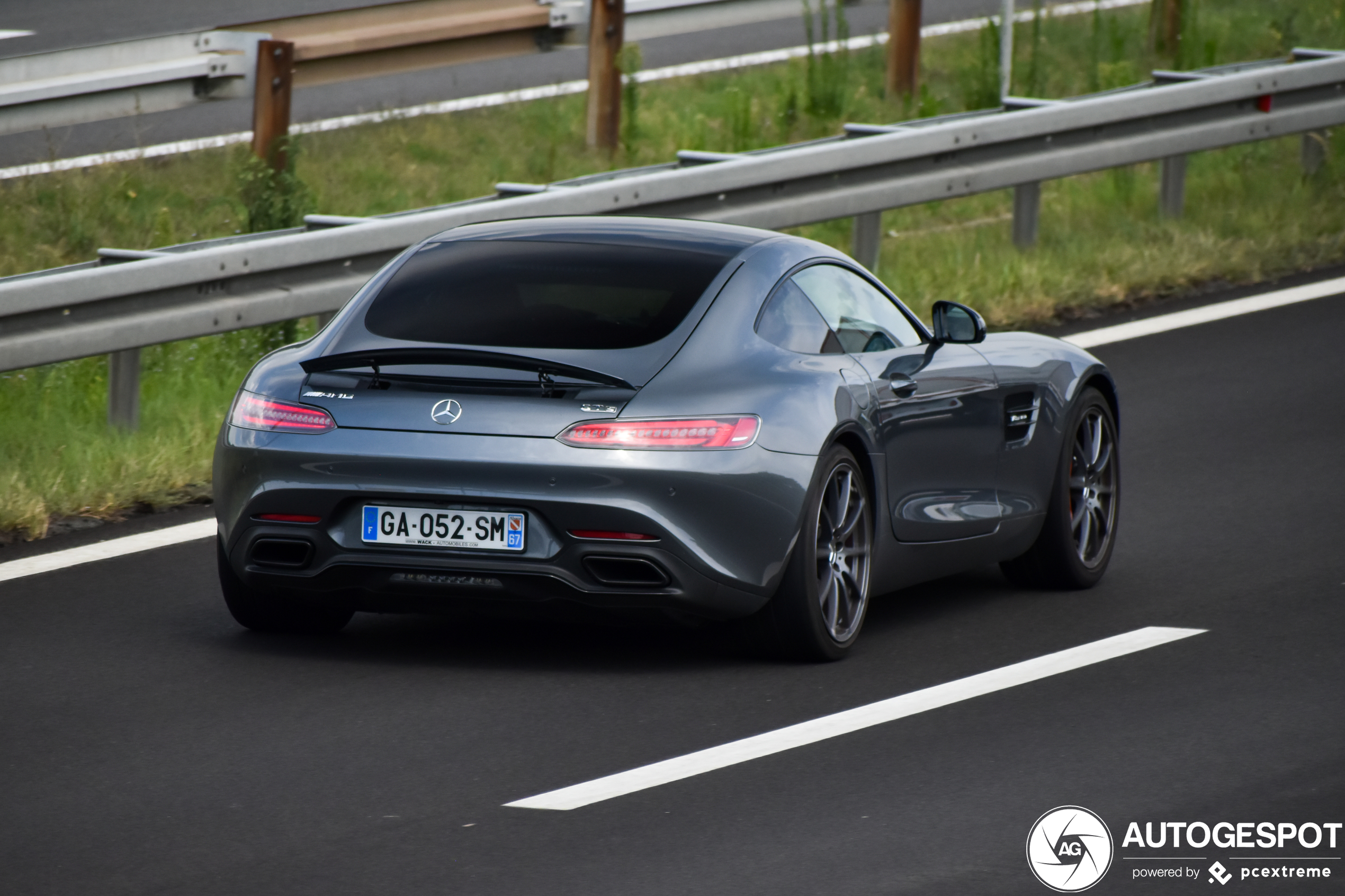 Mercedes-AMG GT S C190