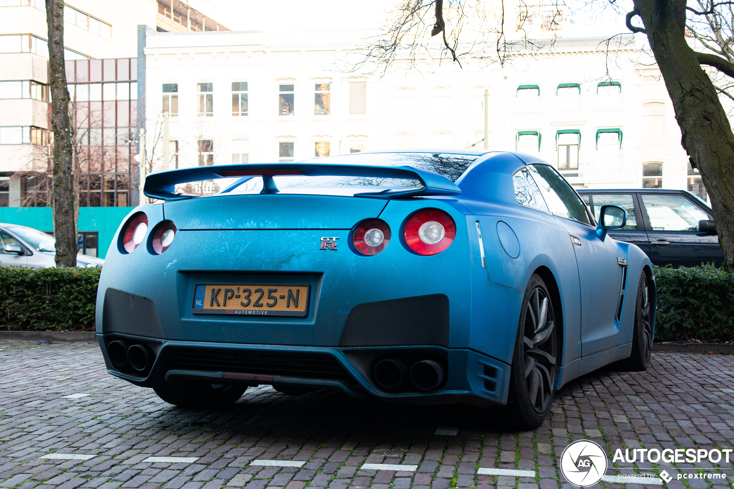 Nissan GT-R 2011