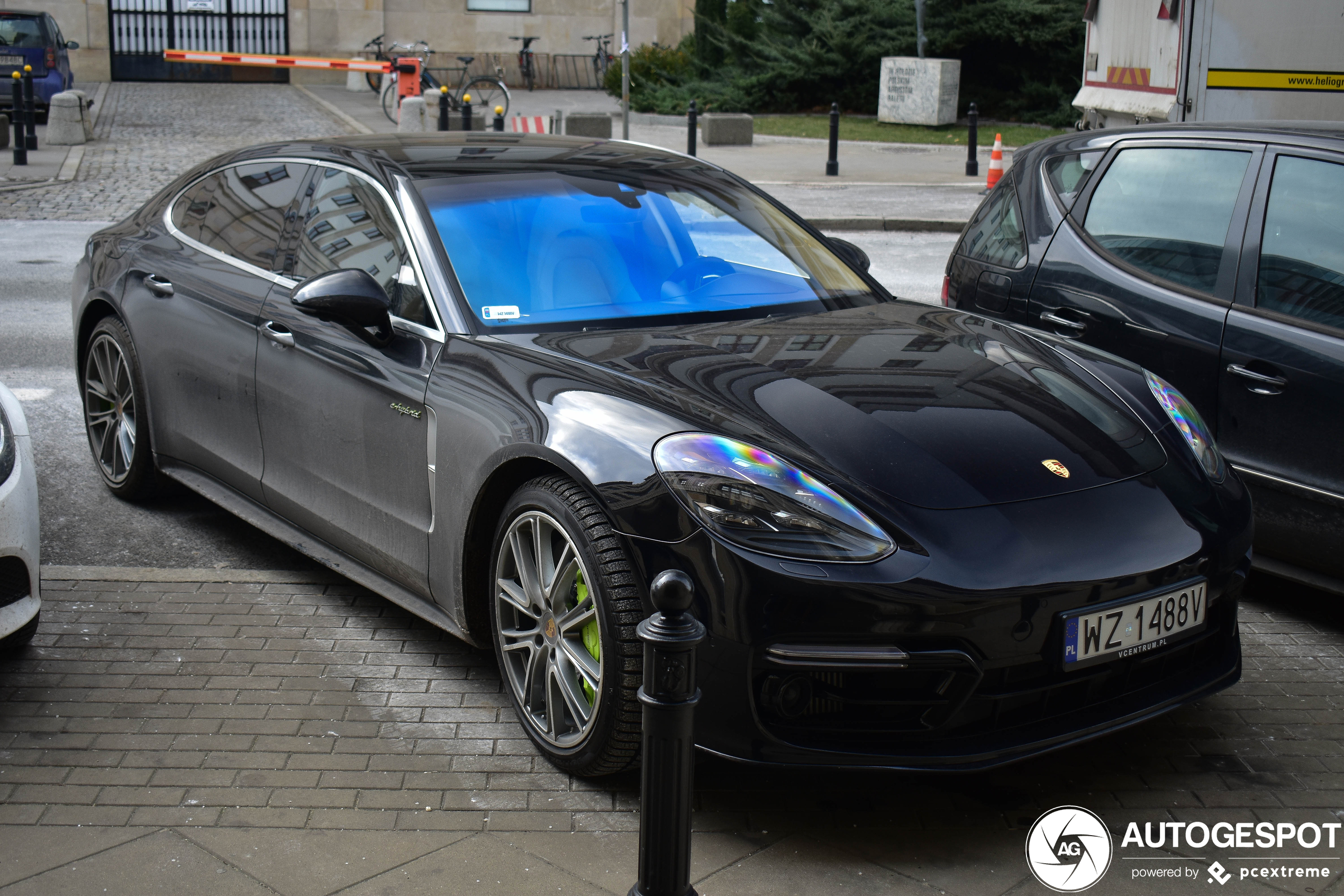 Porsche 971 Panamera Turbo S E-Hybrid Executive