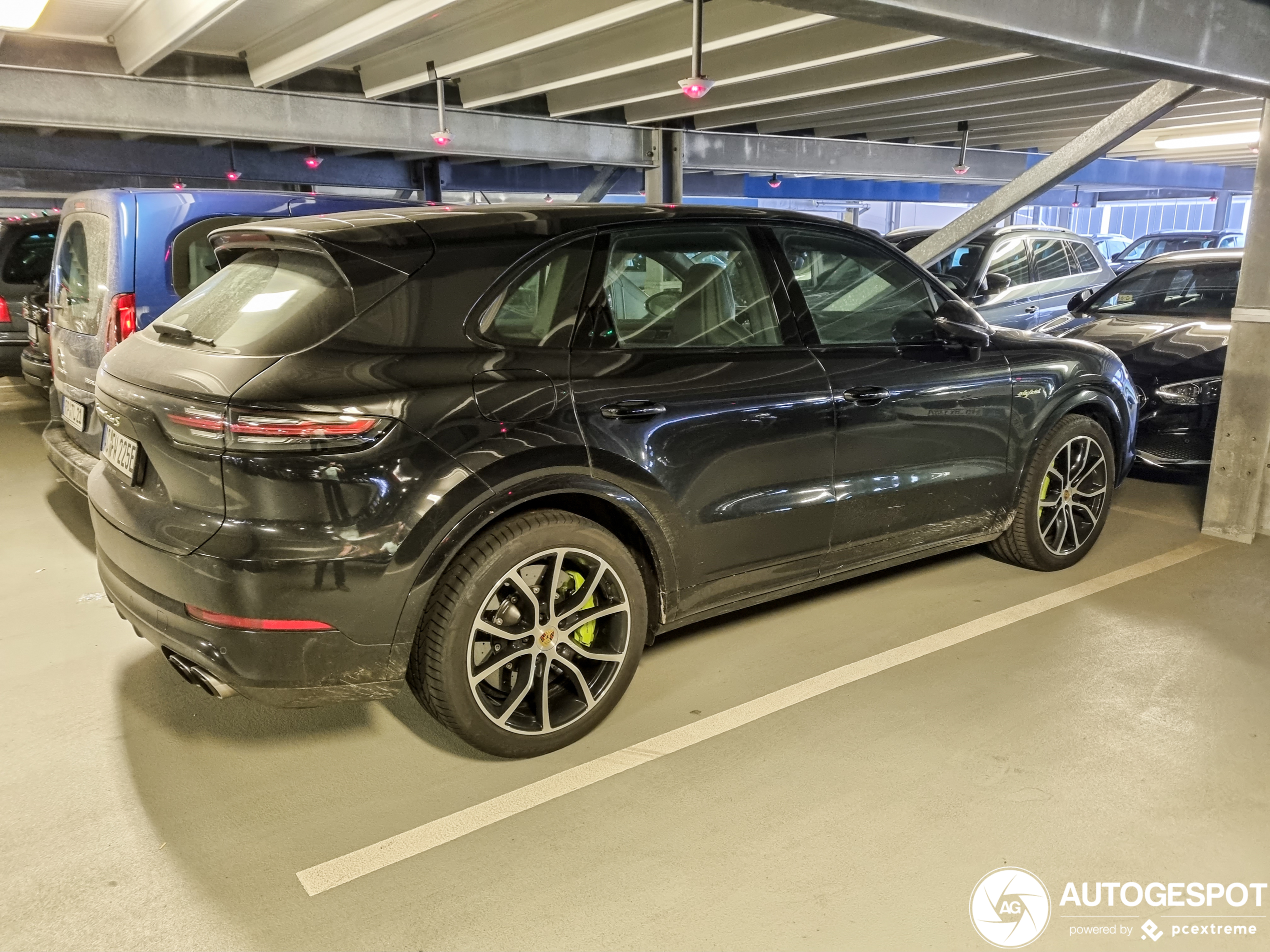 Porsche Cayenne Turbo S E-Hybrid