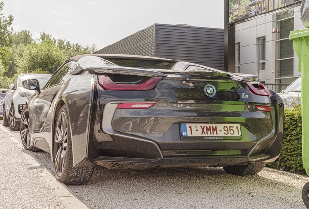 BMW i8 Roadster