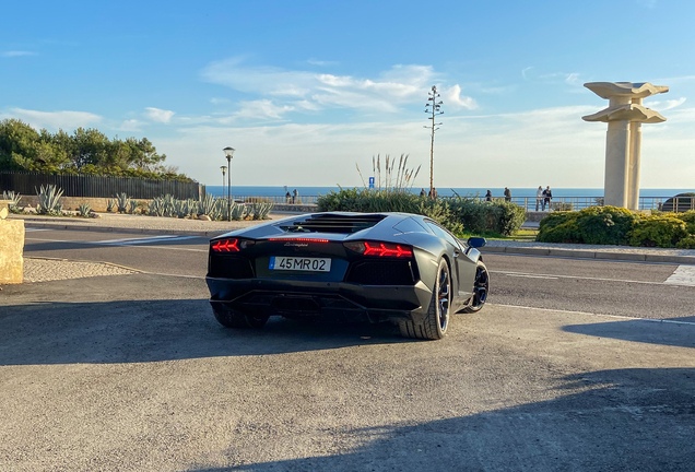 Lamborghini Aventador LP700-4