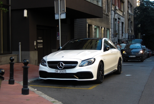 Mercedes-AMG C 63 S W205