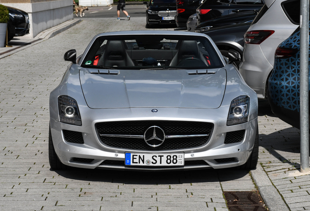 Mercedes-Benz SLS AMG GT Roadster