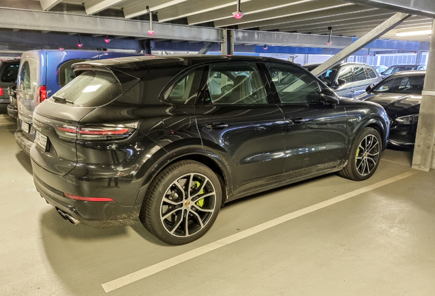 Porsche Cayenne Turbo S E-Hybrid