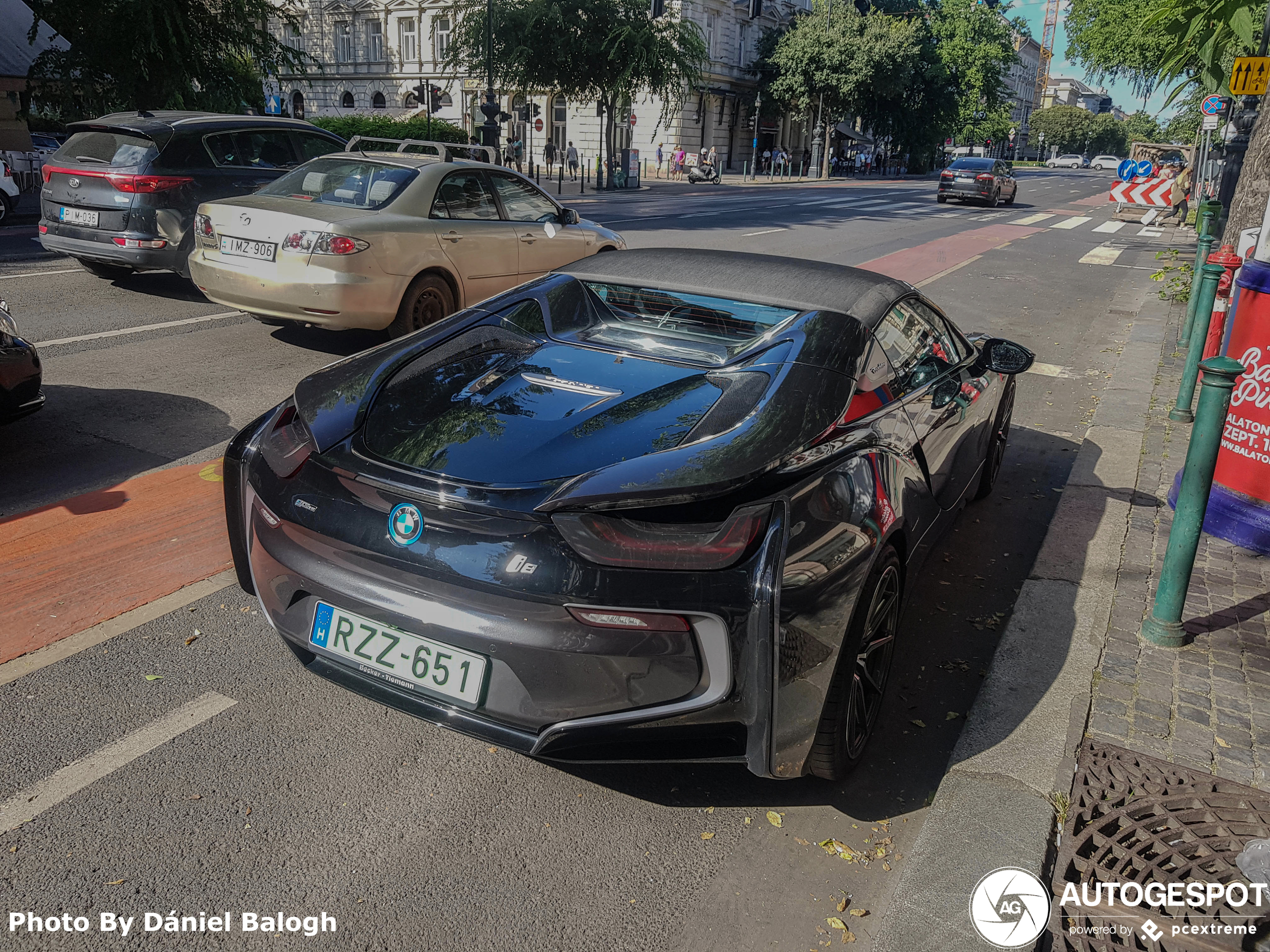 BMW i8 Roadster