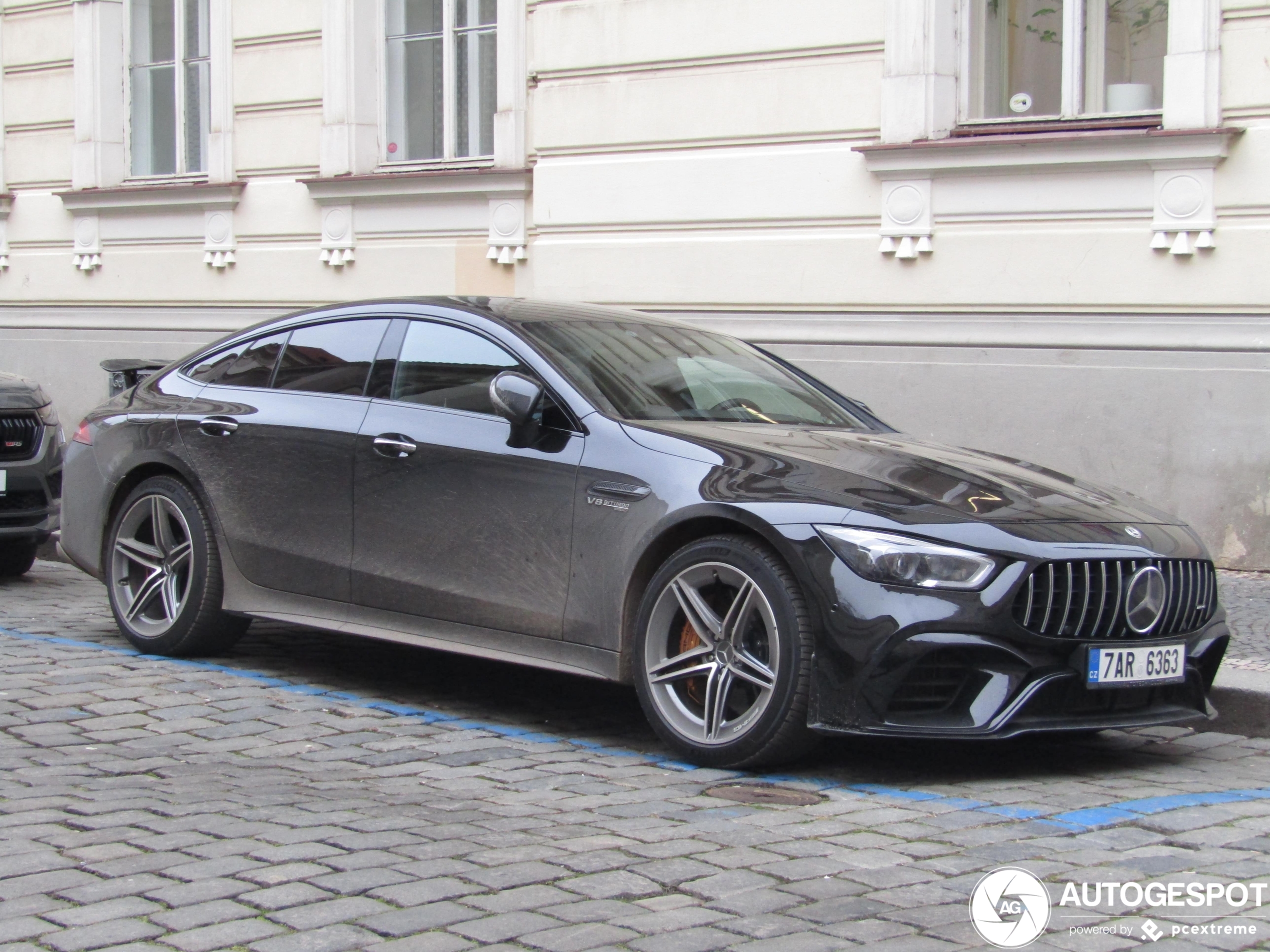 Mercedes-AMG GT 63 S X290