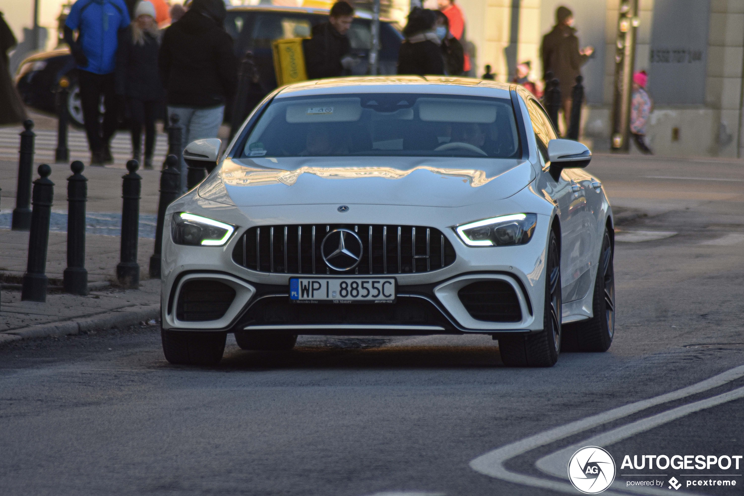 Mercedes-AMG GT 63 X290