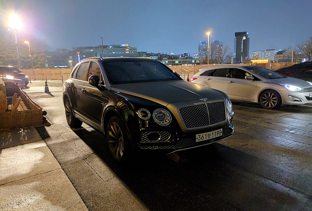 Bentley Bentayga V8