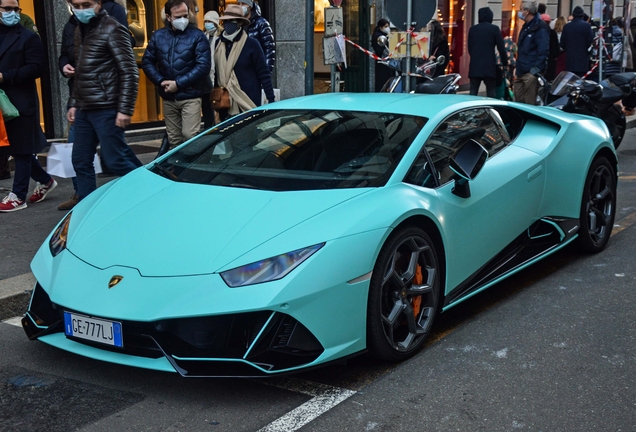 Lamborghini Huracán LP640-4 EVO