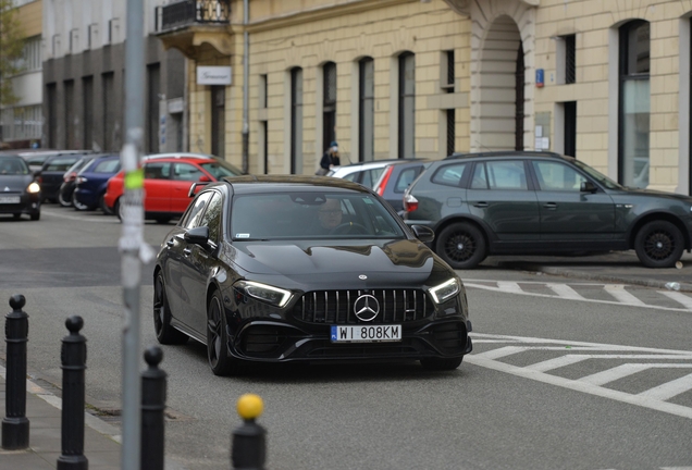 Mercedes-AMG A 45 S W177