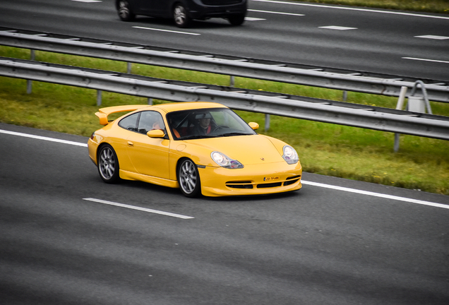 Porsche 996 GT3 MkI