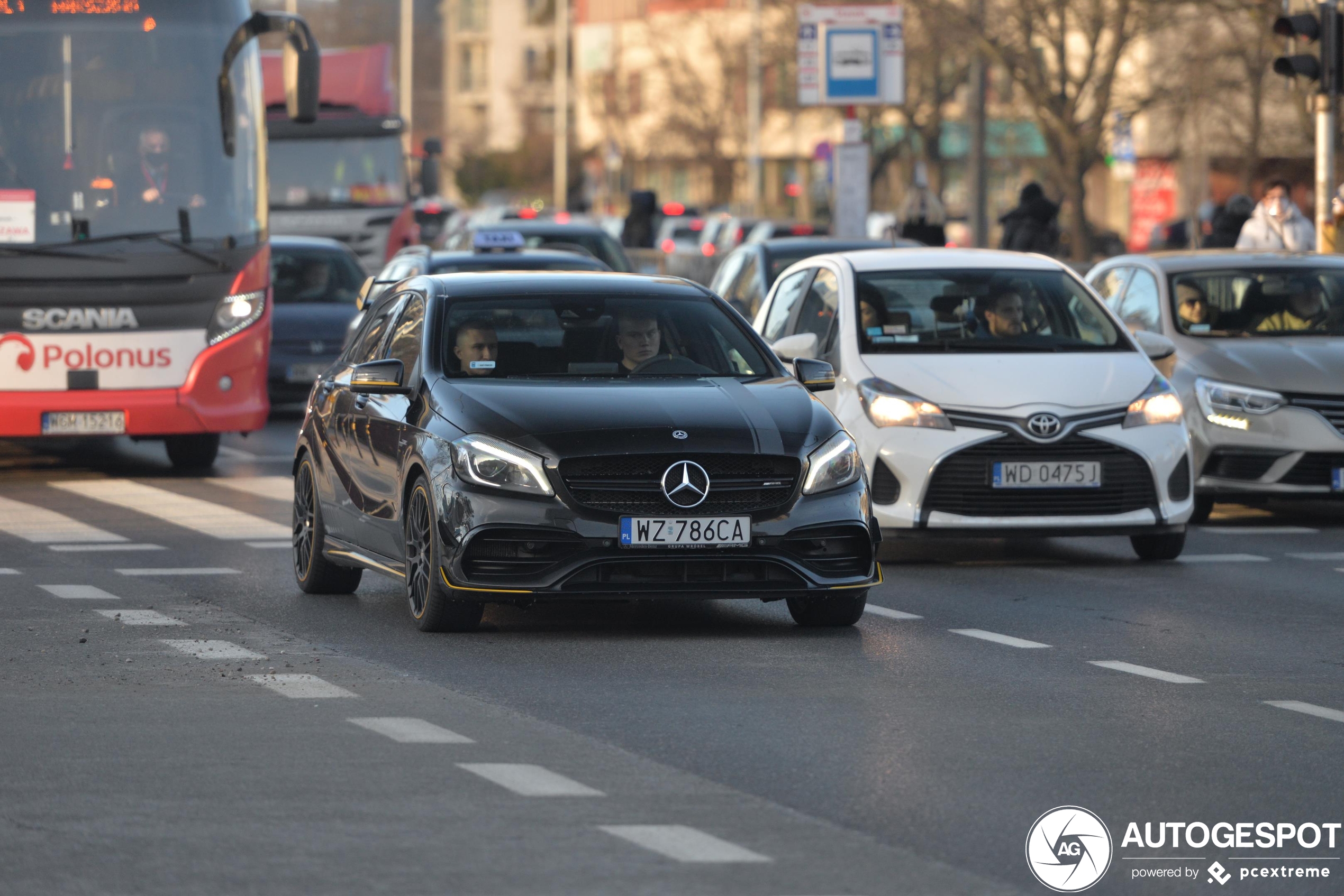 Mercedes-AMG A 45 W176 Yellow Night Edition