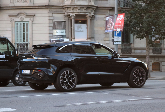 Aston Martin DBX