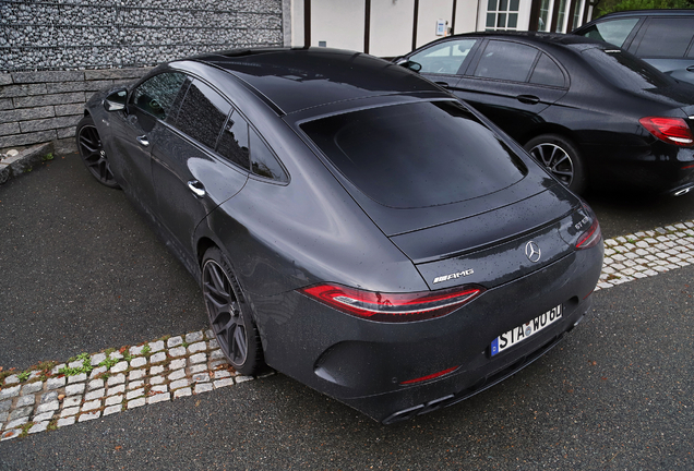 Mercedes-AMG GT 63 X290