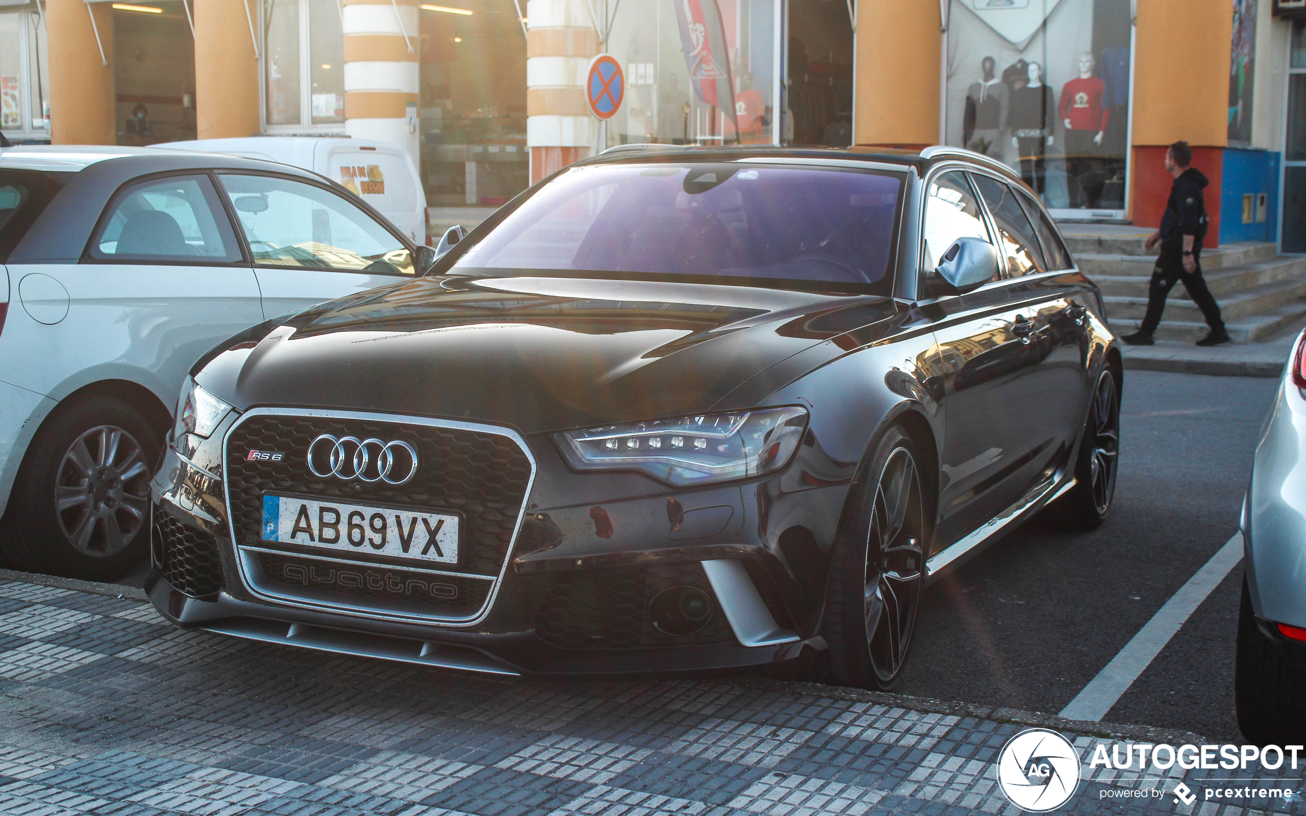 Audi RS6 Avant C7