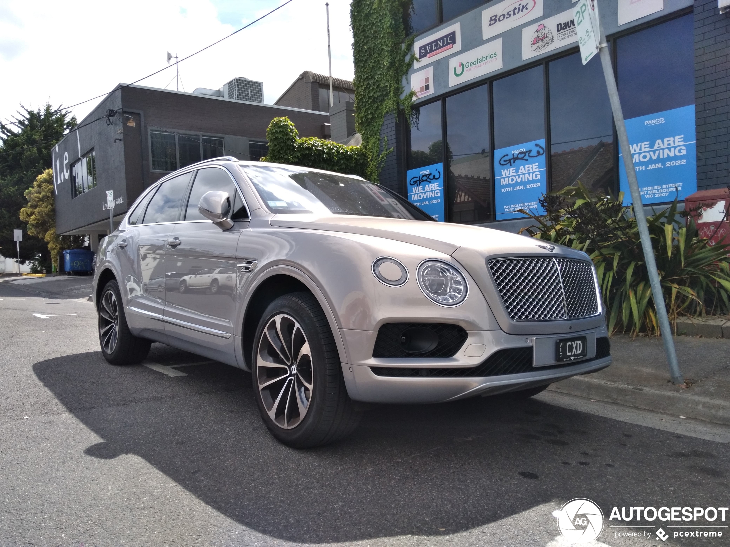 Bentley Bentayga V8