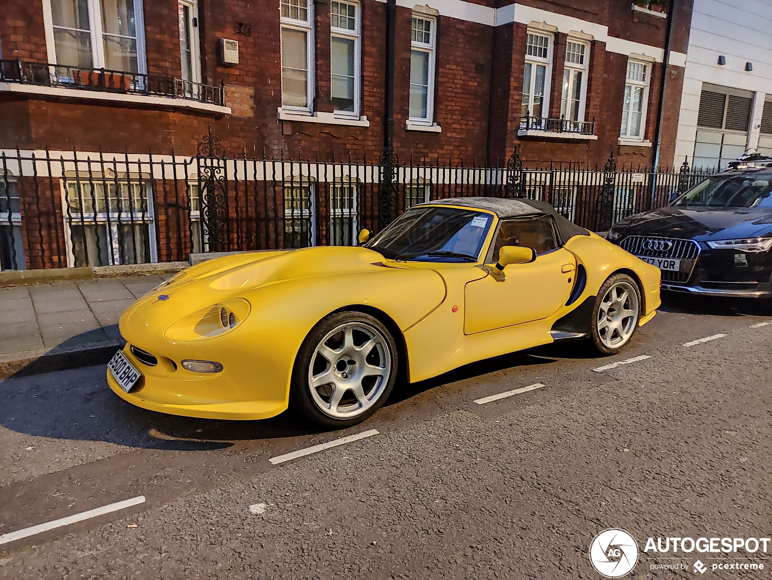 Marcos Mantis Quad Cam V8 Spyder