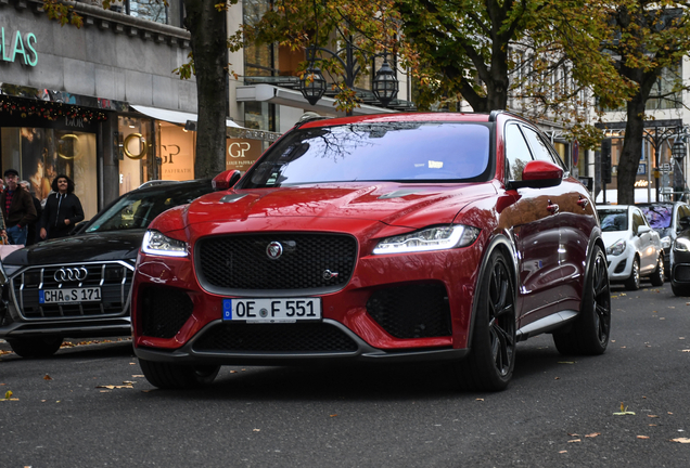 Jaguar F-PACE SVR