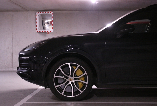 Porsche Cayenne Turbo S E-Hybrid