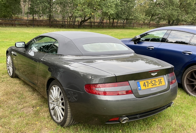 Aston Martin DB9 Volante