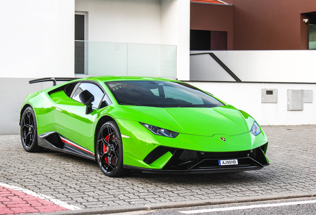 Lamborghini Huracán LP640-4 Performante