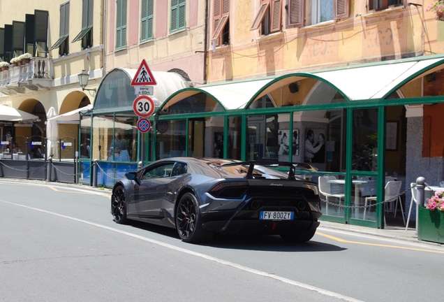 Lamborghini Huracán LP640-4 Performante