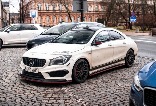 Mercedes-Benz CLA 45 AMG C117