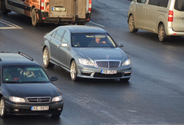 Mercedes-Benz S 63 AMG W221 2010