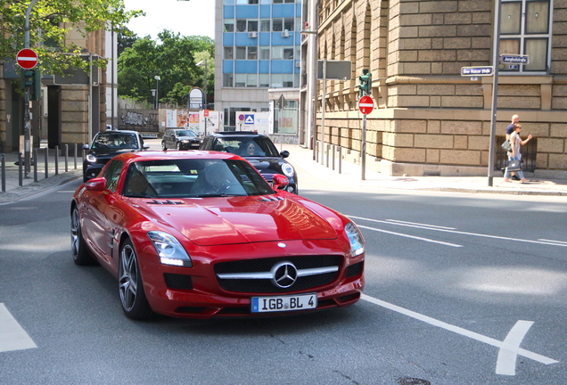 Mercedes-Benz SLS AMG