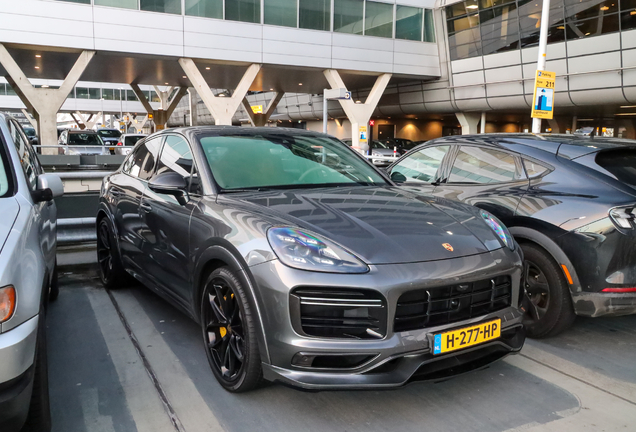 Porsche Cayenne Coupé Turbo S E-Hybrid