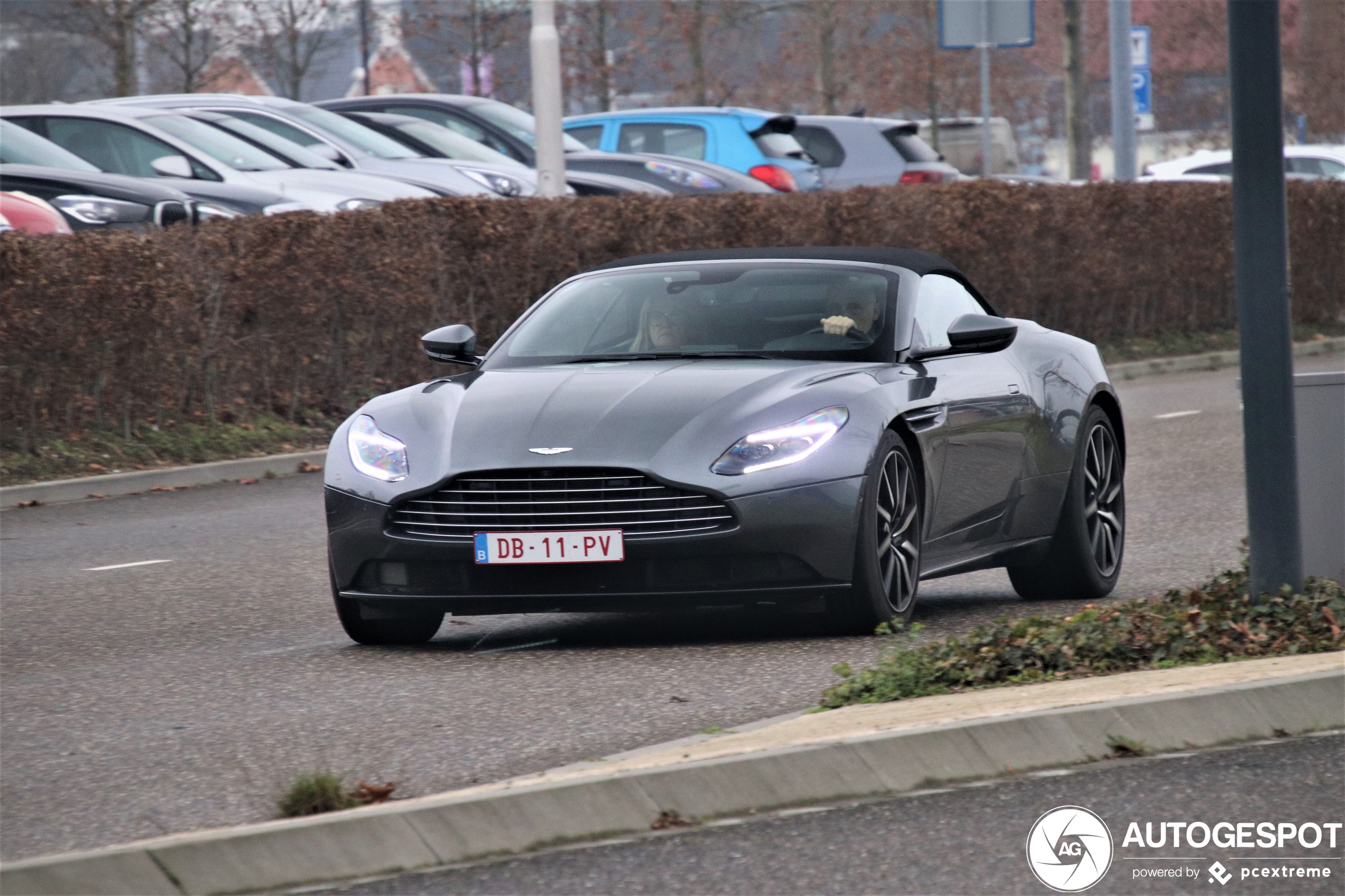 Aston Martin DB11 V8 Volante