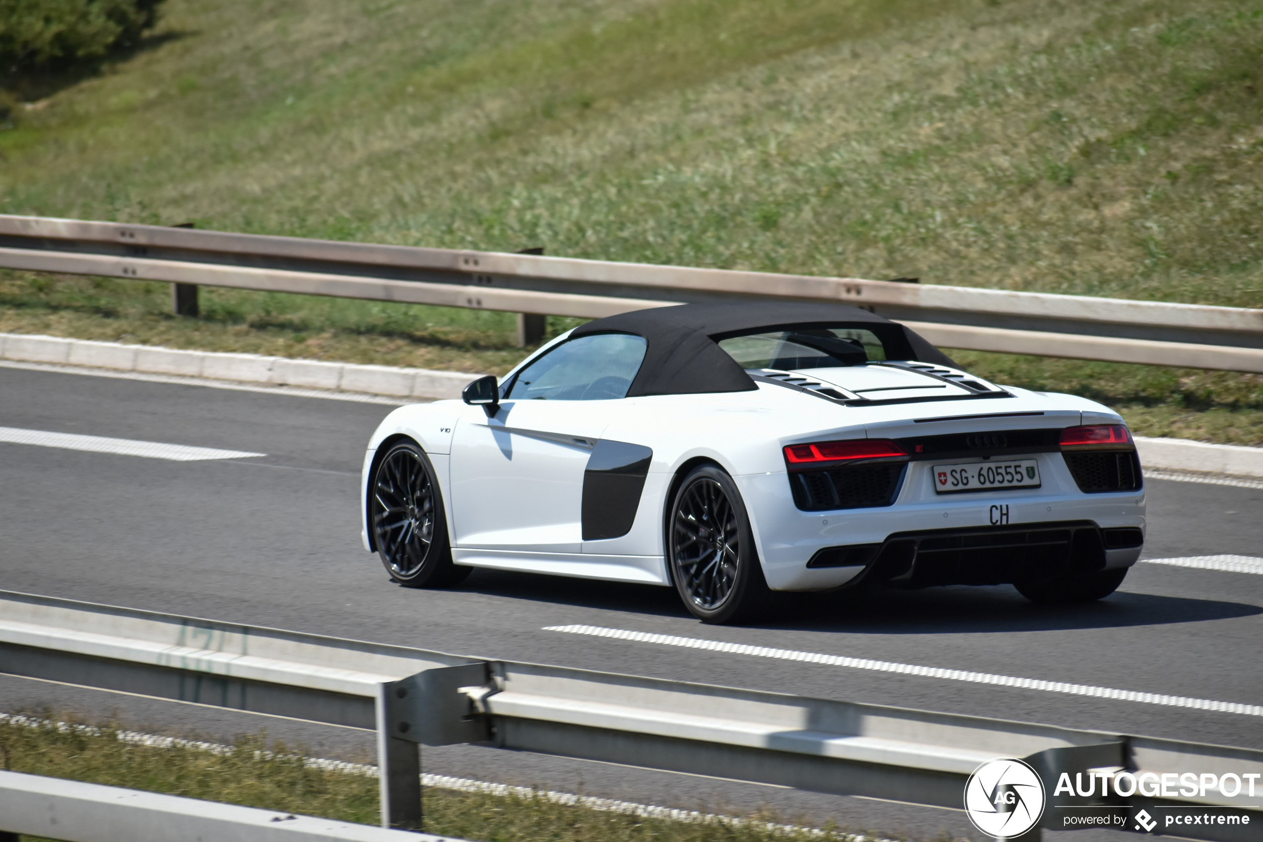 Audi R8 V10 Spyder 2016