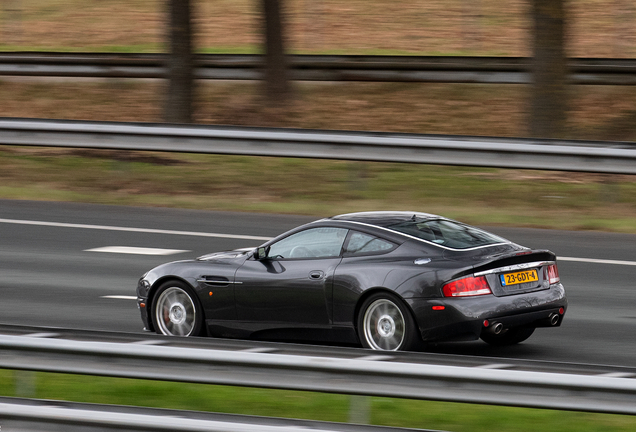 Aston Martin Vanquish S