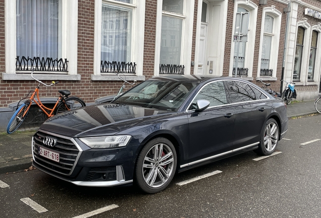 Audi S8 D5